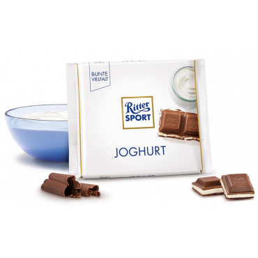 Шоколад молочный Ritter Sport с йогуртовой начинкой, 100 грамм